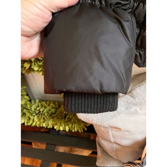 Guess Black Quilted High Neck Puffer Jacket sz S EUC - Picture 2 of 6